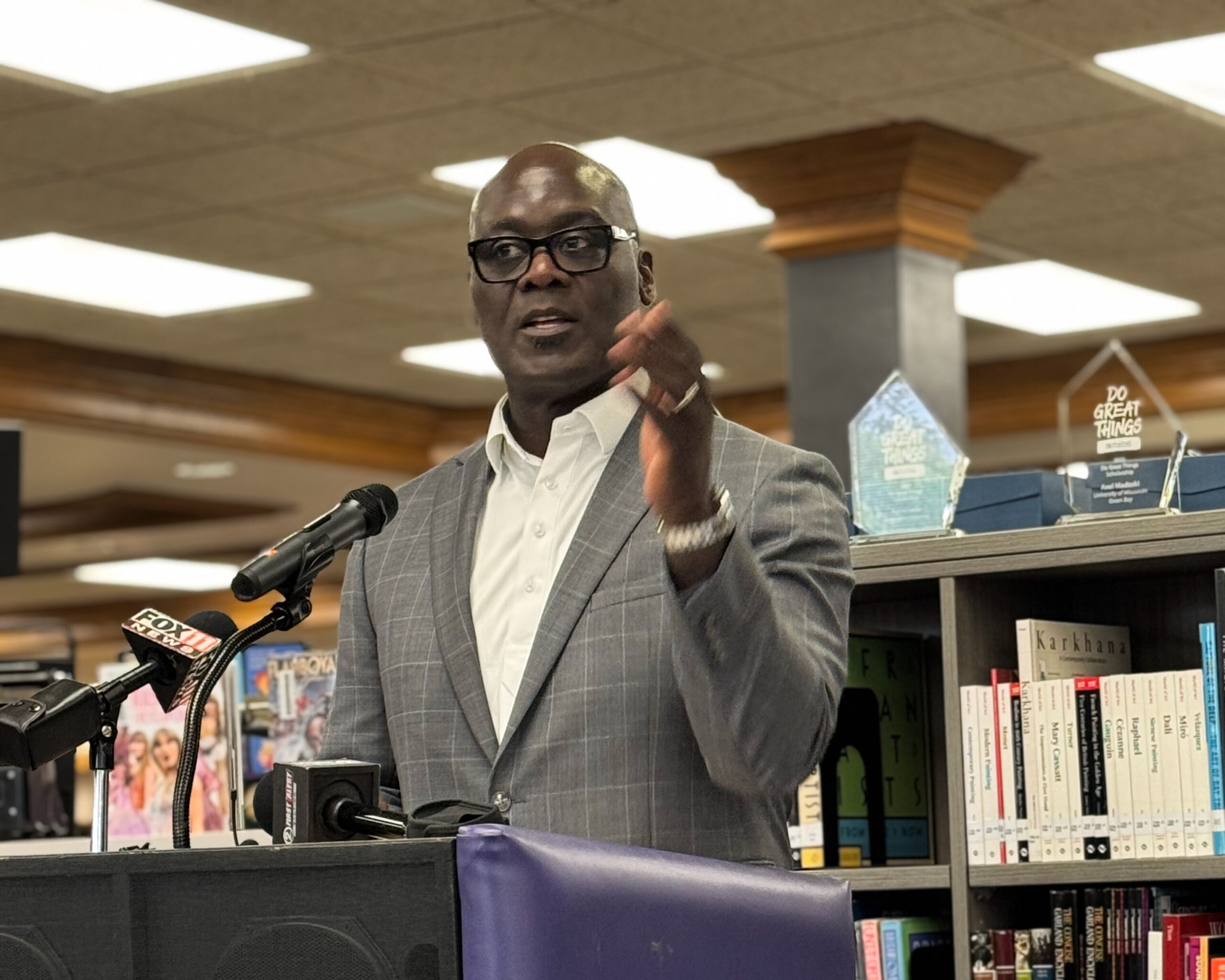 Dexter McNabb, Principal of Green Bay West High School speaks at scholarship event.